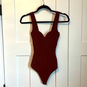 Abercrombie sweetheart neckline body suit.